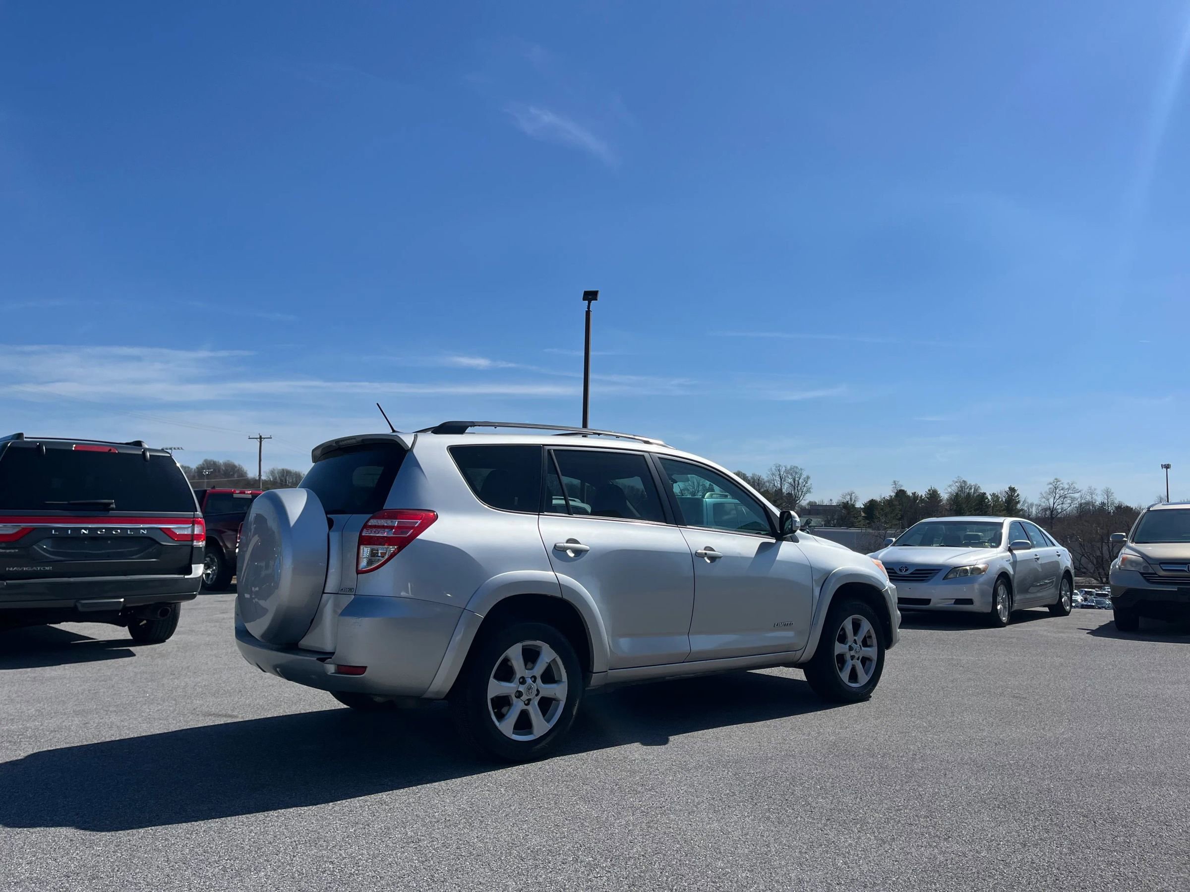 Used 2012 Toyota RAV4 Limited w/ Premium Plus Value Pkg image 4