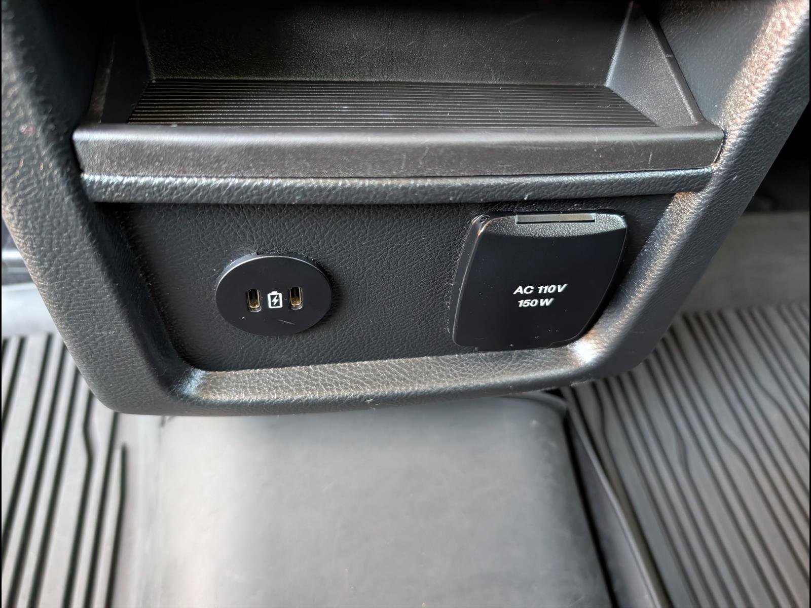 Used 2022 Ford Edge SEL w/ Convenience Package image 17