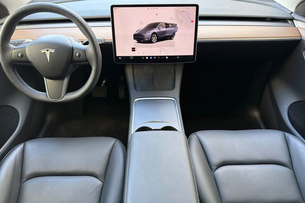Used 2024 Tesla Model Y Long Range image 13