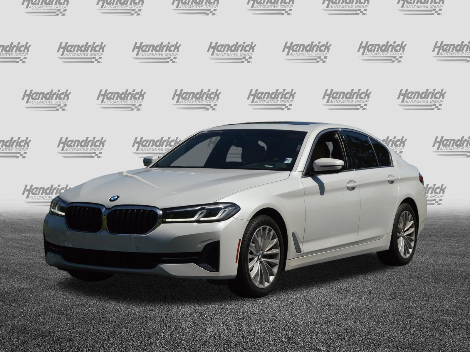 Used 2022 BMW 530i w/ Convenience Package RWD image 7