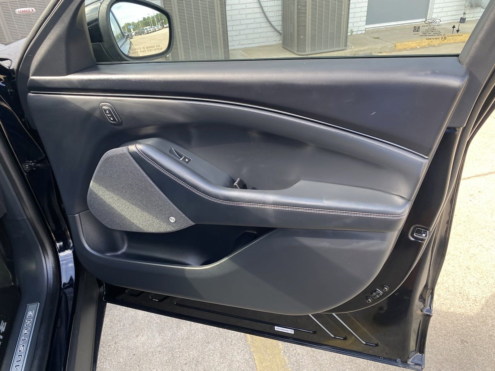 Used 2021 Ford Mustang Mach-E Premium image 10