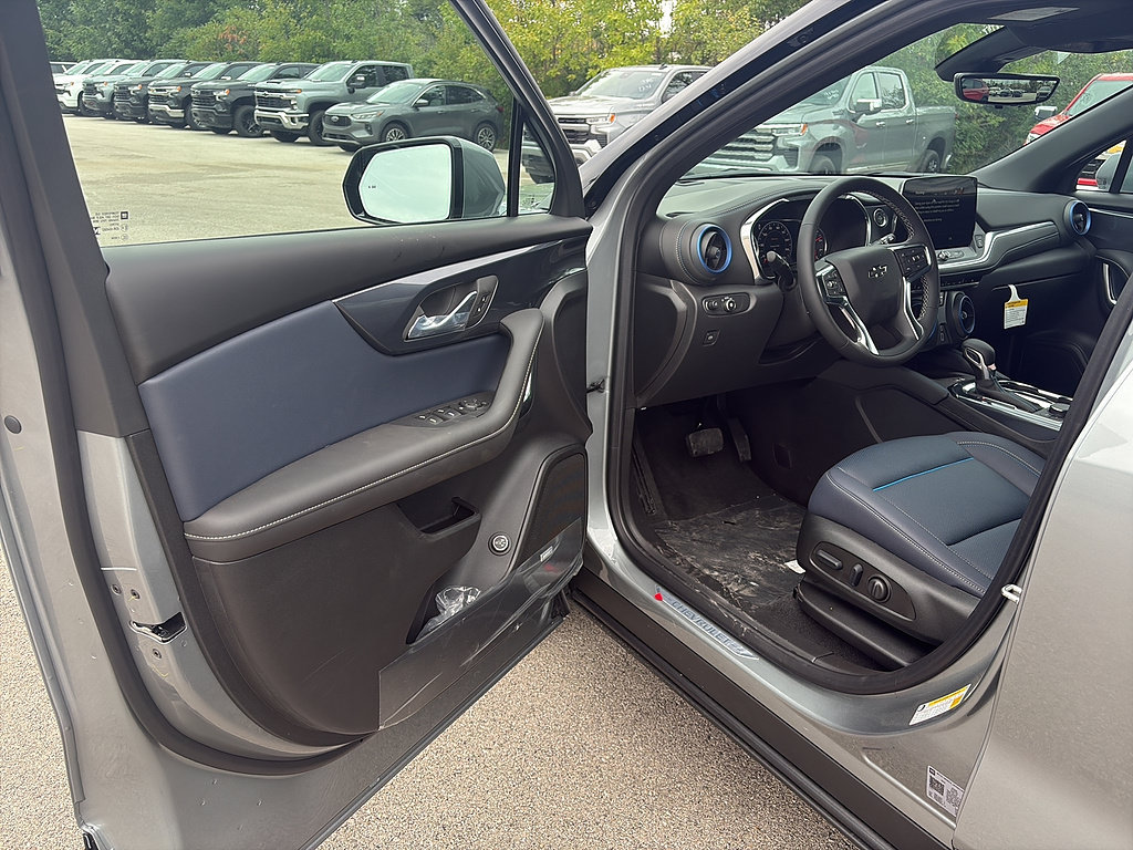 New 2026 Chevrolet Blazer RS w/ Driver Confidence II Package AWD/4WD image 10