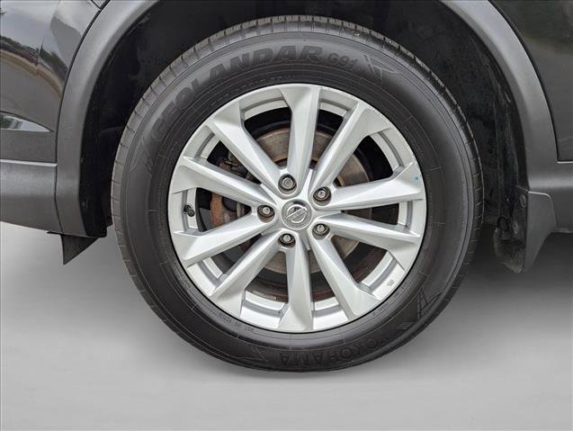 Used 2018 Nissan Rogue Sport S w/ S Appearance Package FWD image 9
