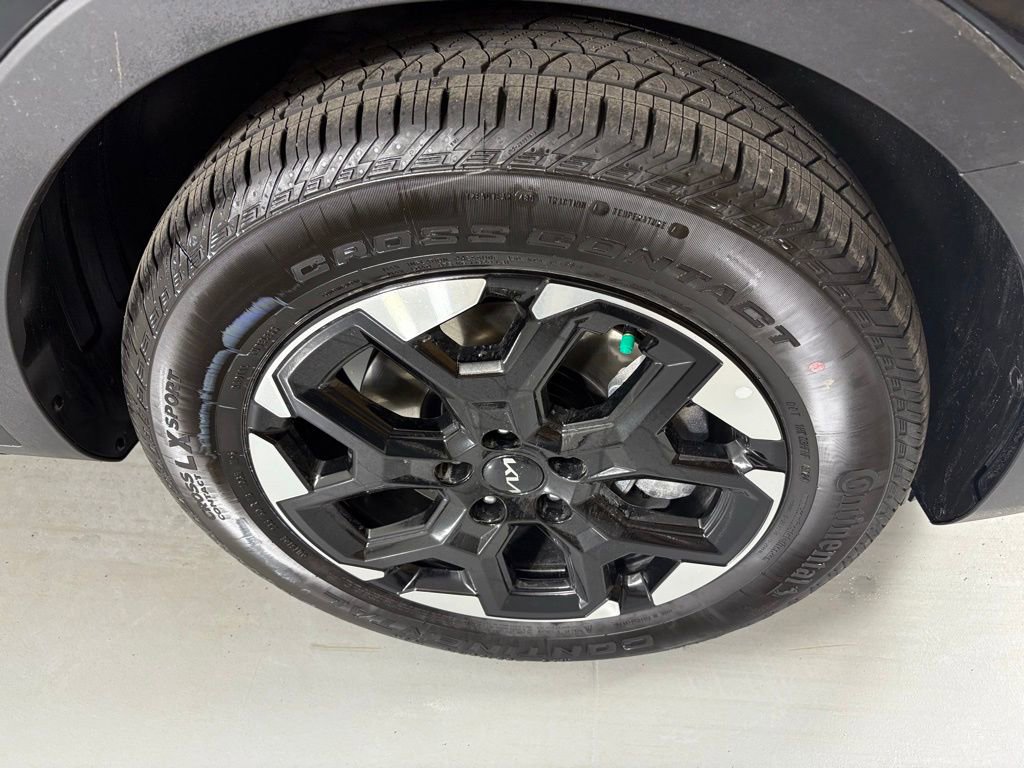 New 2026 Kia Sorento S w/ S Panoramic Sunroof Package image 10