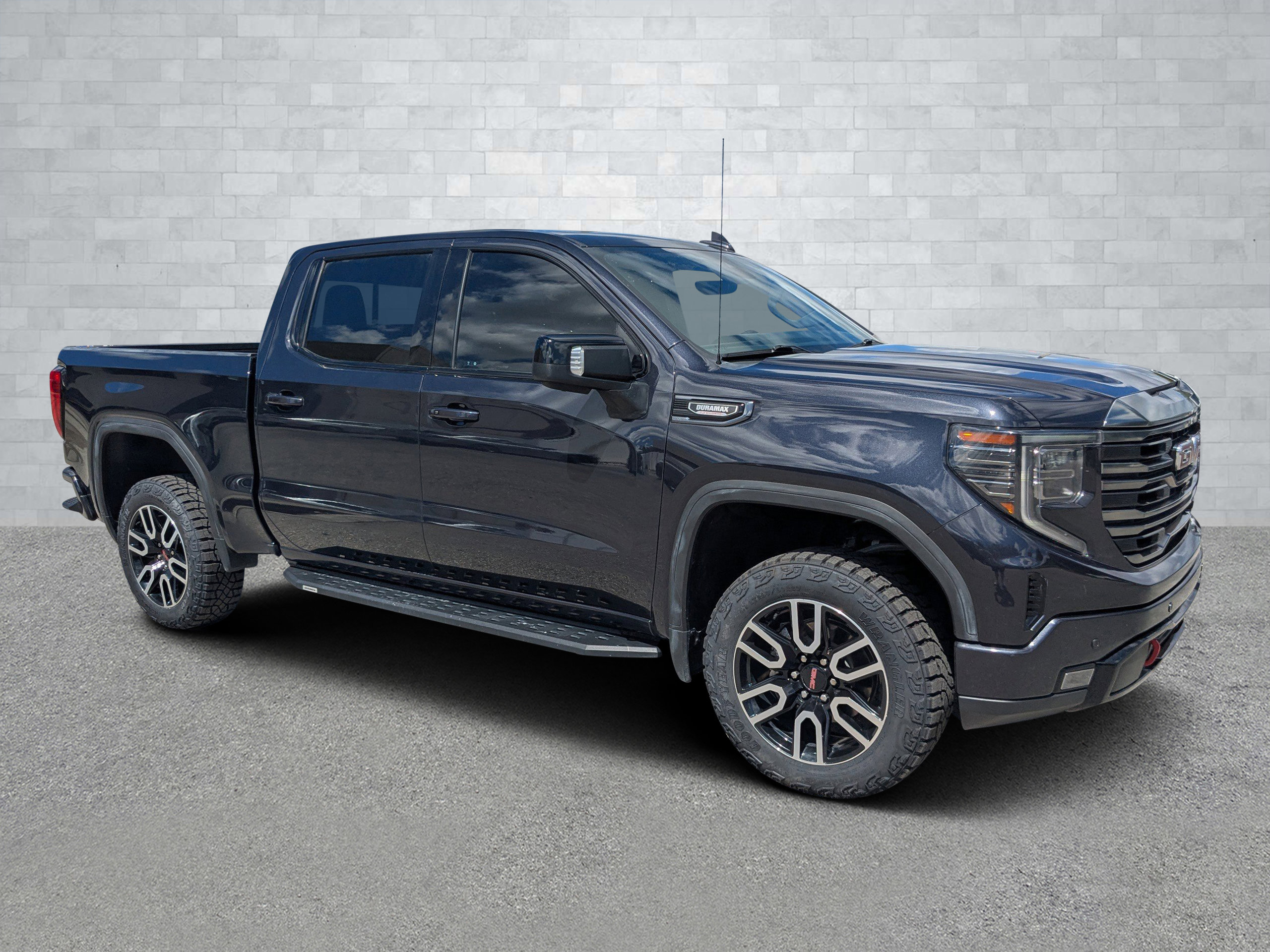 Used 2023 GMC Sierra 1500 AT4 w/ Technology Package