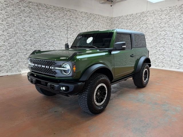 Used 2023 Ford Bronco Badlands w/ Sasquatch Package AWD/4WD image 3