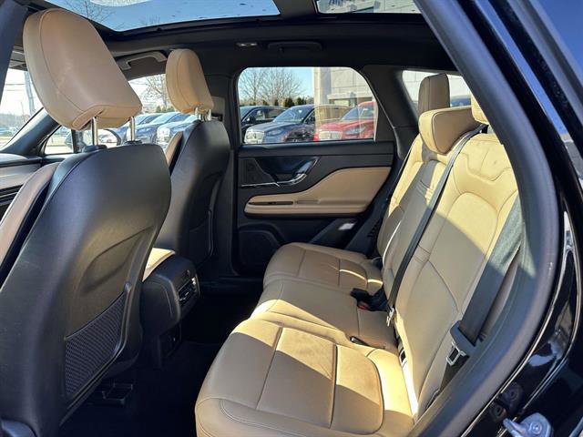 Certified 2022 Lincoln Corsair Reserve w/ Equipment Group 201A image 10