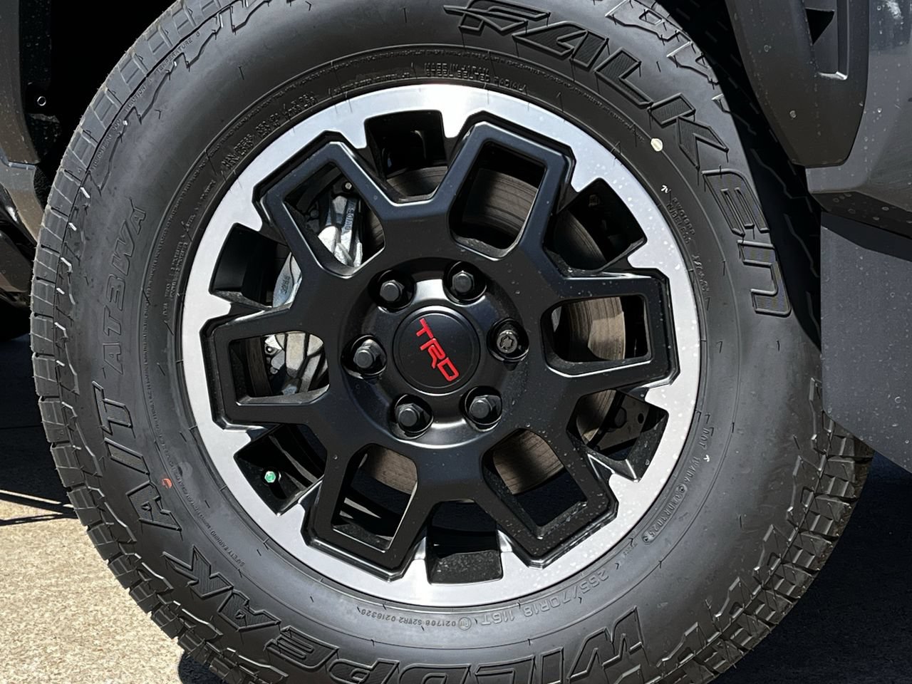 New 2026 Toyota Tacoma TRD Off-Road w/ TRD Off Road Upgrade Package AWD/4WD image 25