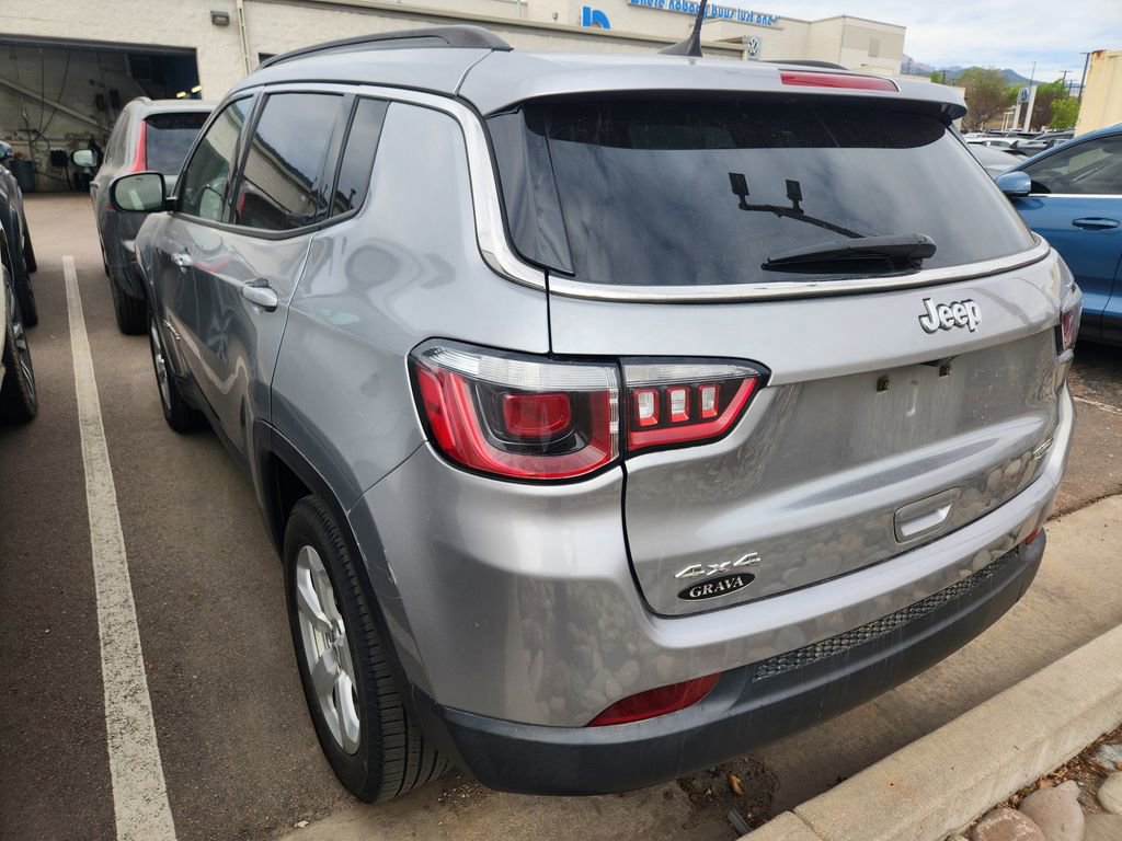 Used 2019 Jeep Compass Latitude w/ Cold Weather Group AWD/4WD image 8