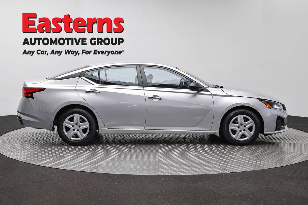 Used 2024 Nissan Altima 2.5 S FWD image 4
