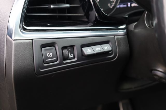 Used 2020 Cadillac XT6 Sport AWD/4WD image 16