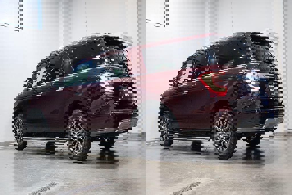 Used 2021 Ford Expedition Max Limited AWD/4WD image 7