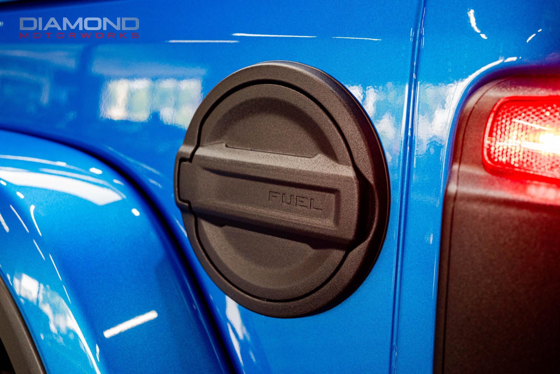 Used 2024 Jeep Wrangler Unlimited Sahara w/ Technology Group image 52