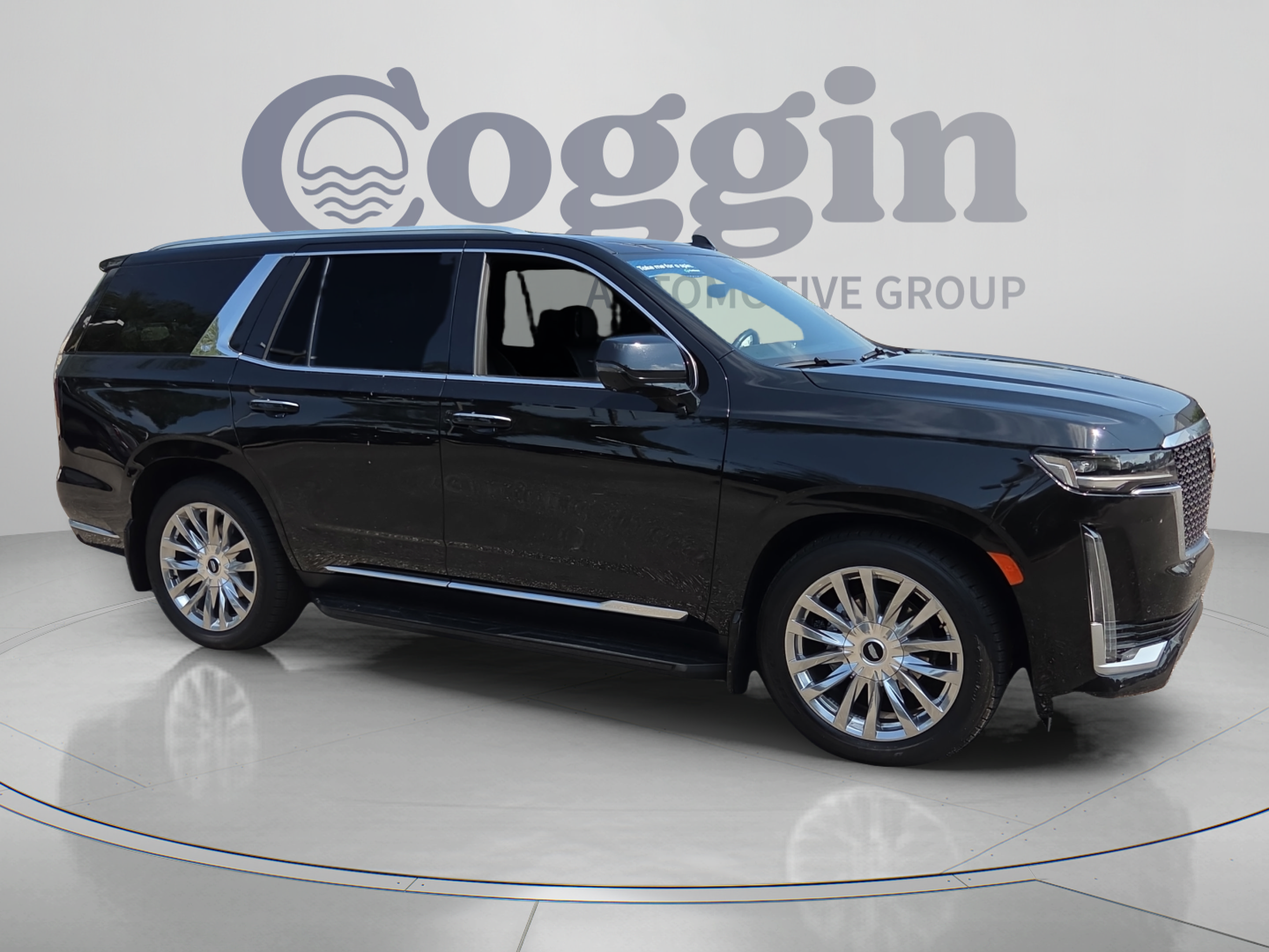 Used 2024 Cadillac Escalade Premium Luxury w/ Performance Package AWD/4WD image 7