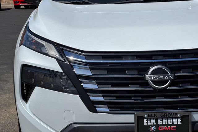 Used 2024 Nissan Rogue SV FWD image 46