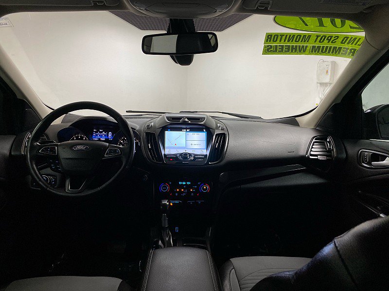 Used 2017 Ford Escape Titanium image 22