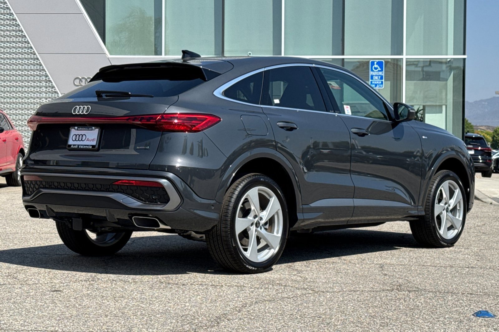 New 2025 Audi Q5 Premium Plus image 4