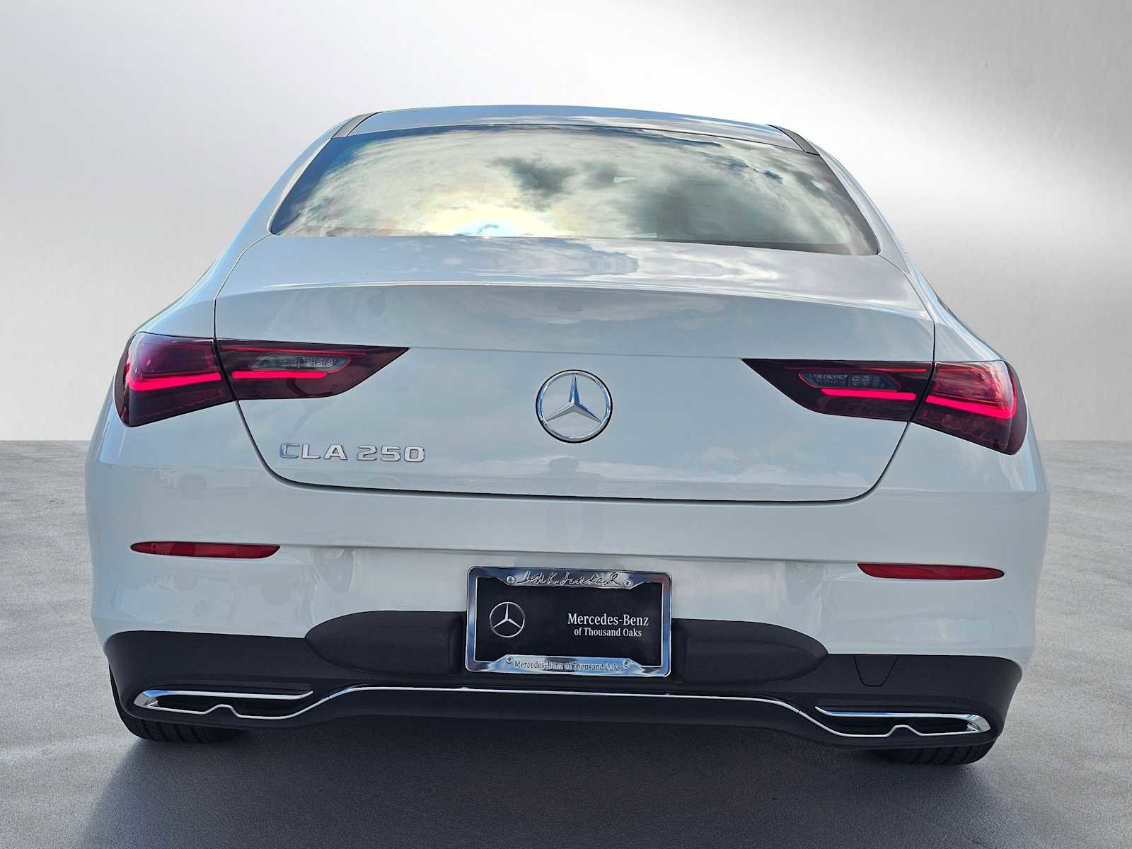 Used 2026 Mercedes-Benz CLA 250 image 4