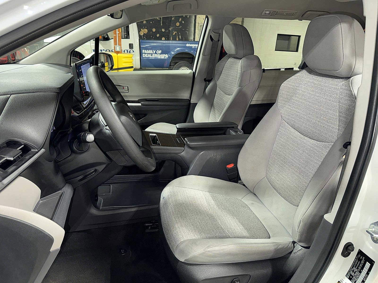 Certified 2022 Toyota Sienna LE FWD image 15