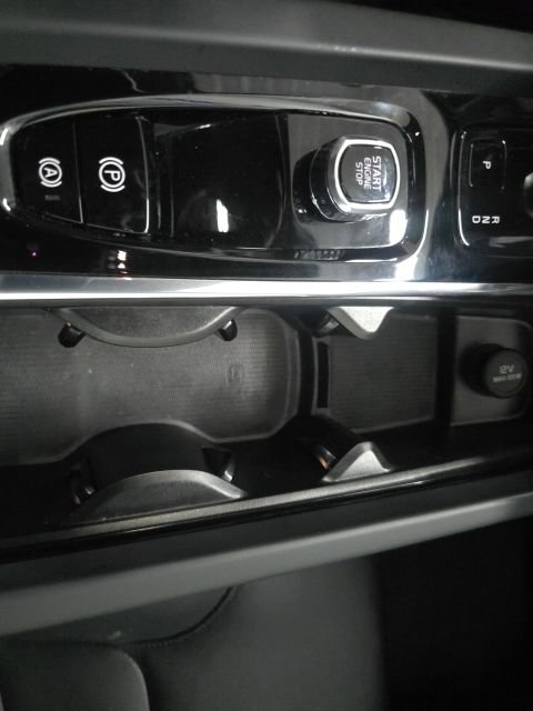 Used 2024 Volvo S60 B5 Core image 23