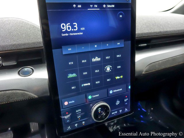 Used 2022 Ford Mustang Mach-E GT image 21