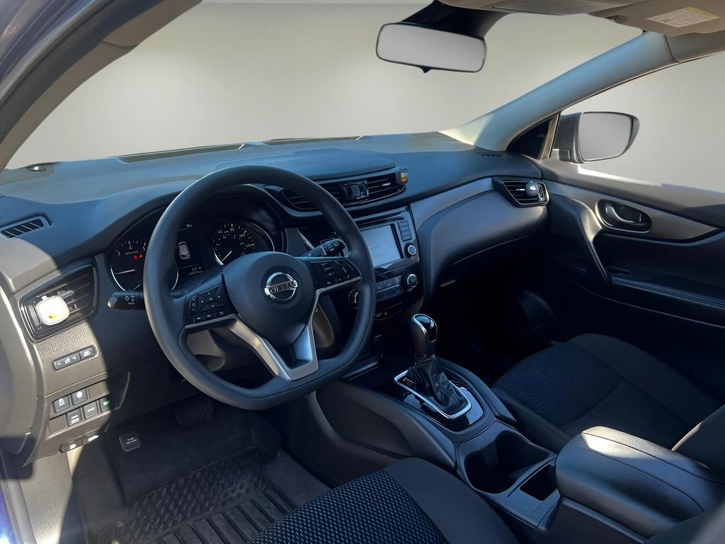 Used 2022 Nissan Rogue Sport S image 11