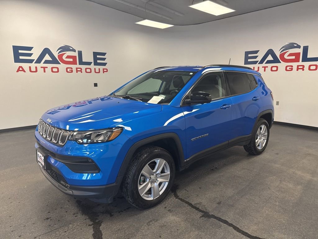 Used 2022 Jeep Compass Latitude w/ Convenience Group AWD/4WD image 6