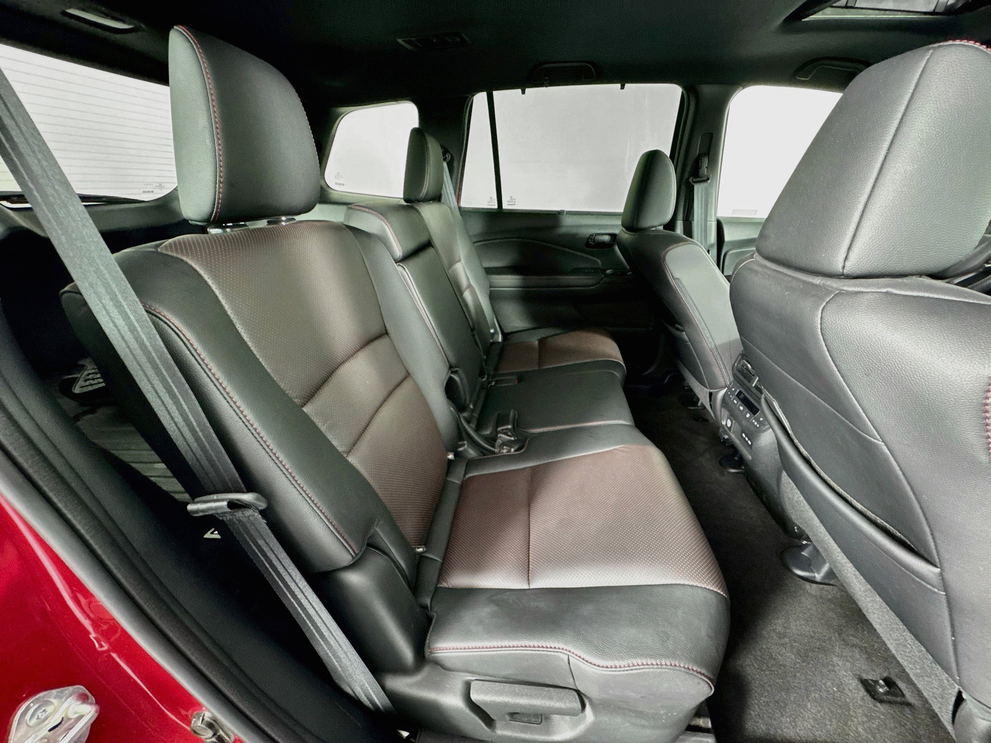 Certified 2024 Honda Passport Black Edition image 28