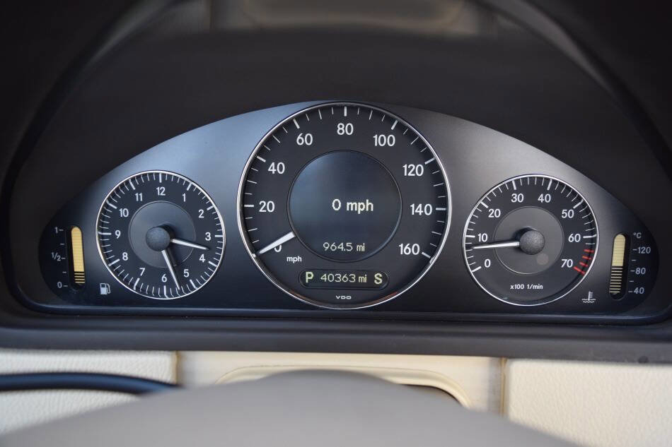 Used 2007 Mercedes-Benz CLK 350 Cabriolet image 74