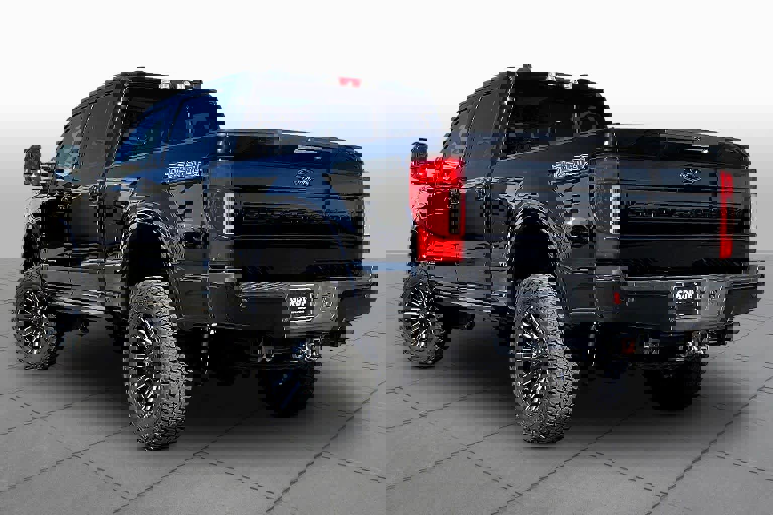 Used 2021 Ford F250 Lariat image 11