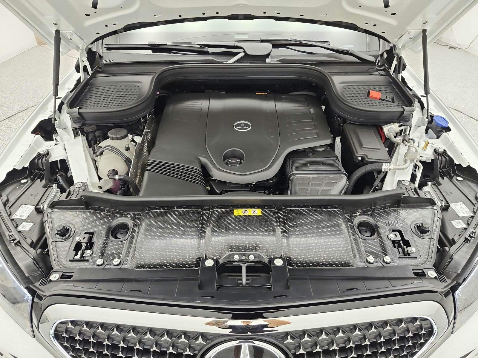 New 2027 Mercedes-Benz GLE 450 4MATIC Coupe image 12