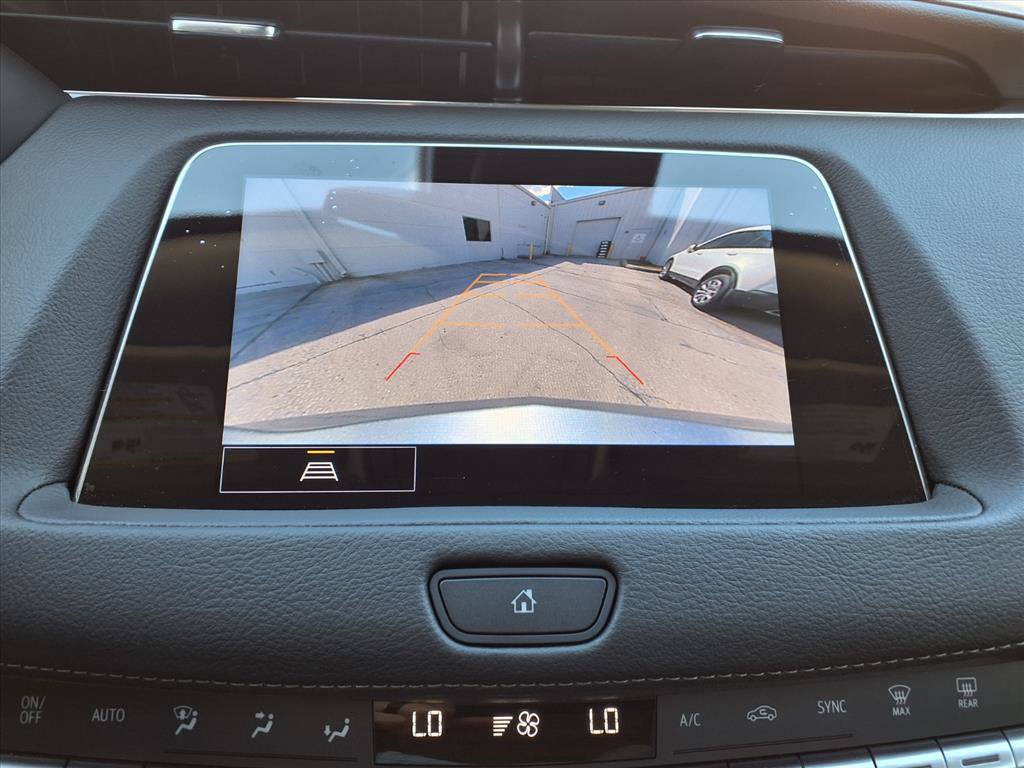 Certified 2023 Cadillac XT4 Luxury FWD image 24