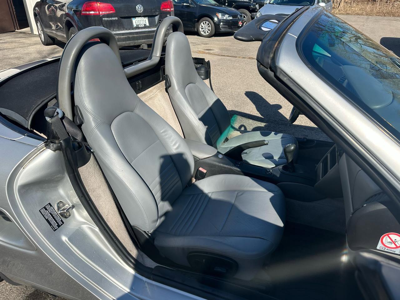Used 2000 Porsche Boxster RWD image 17