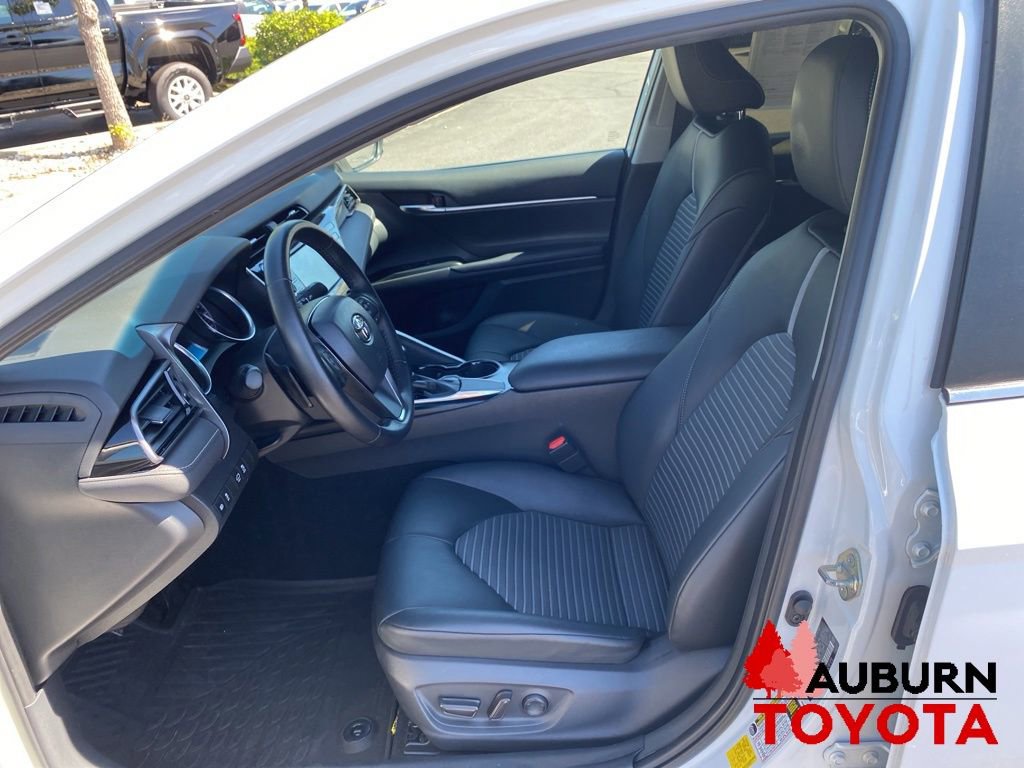 Used 2020 Toyota Camry SE FWD image 26