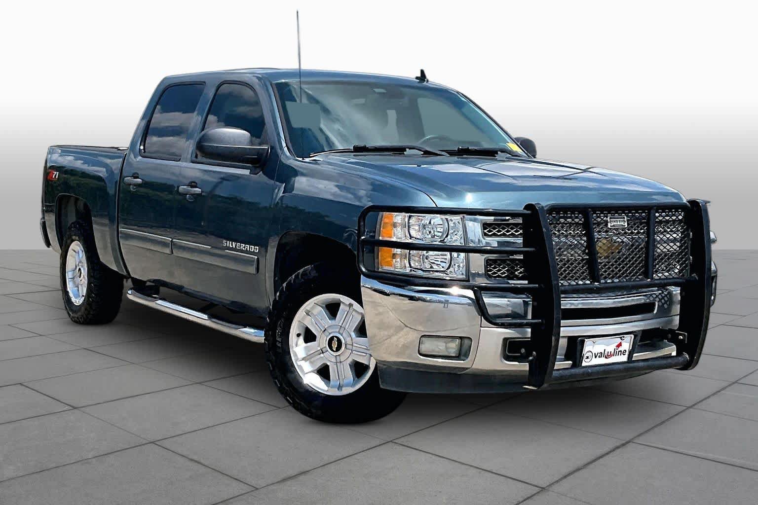 Used 2012 Chevrolet Silverado 1500 LT w/ Interior Plus Package RWD image 2