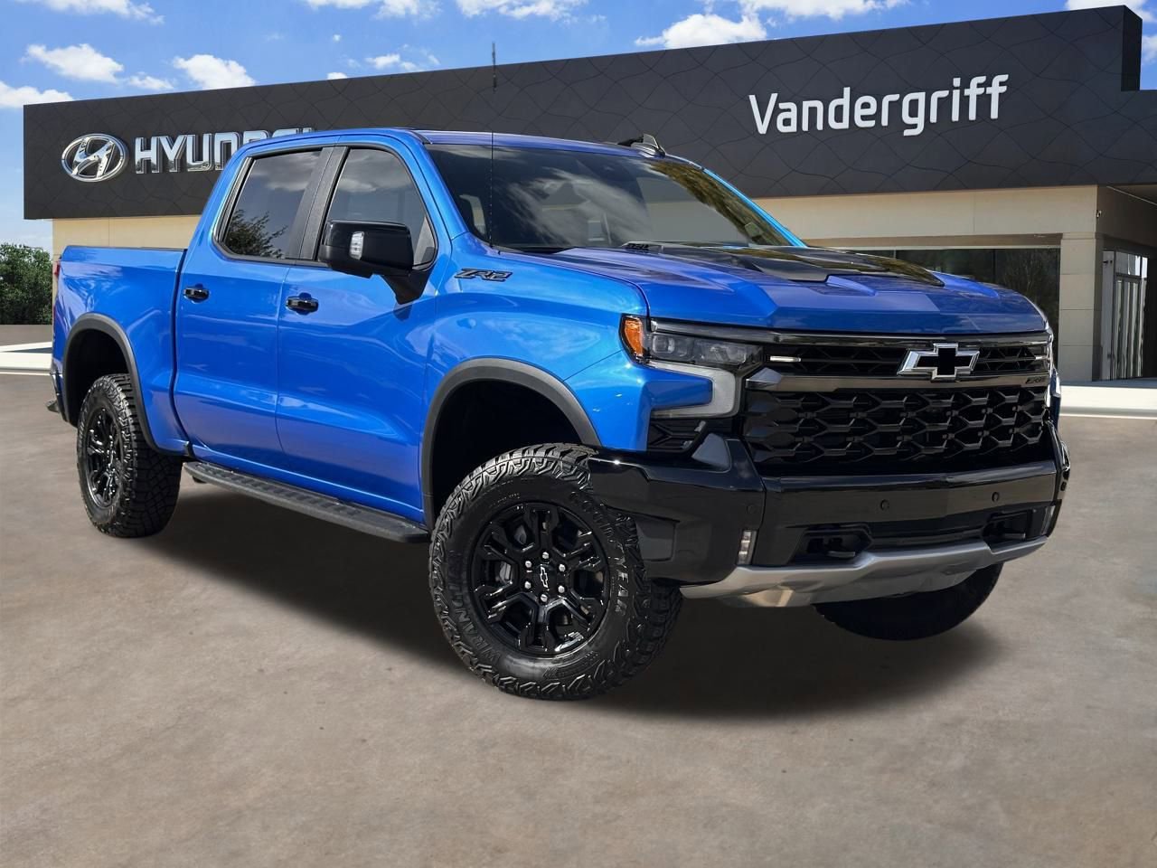 Used 2026 Chevrolet Silverado 1500 ZR2 w/ Dark Appearance Package video 1