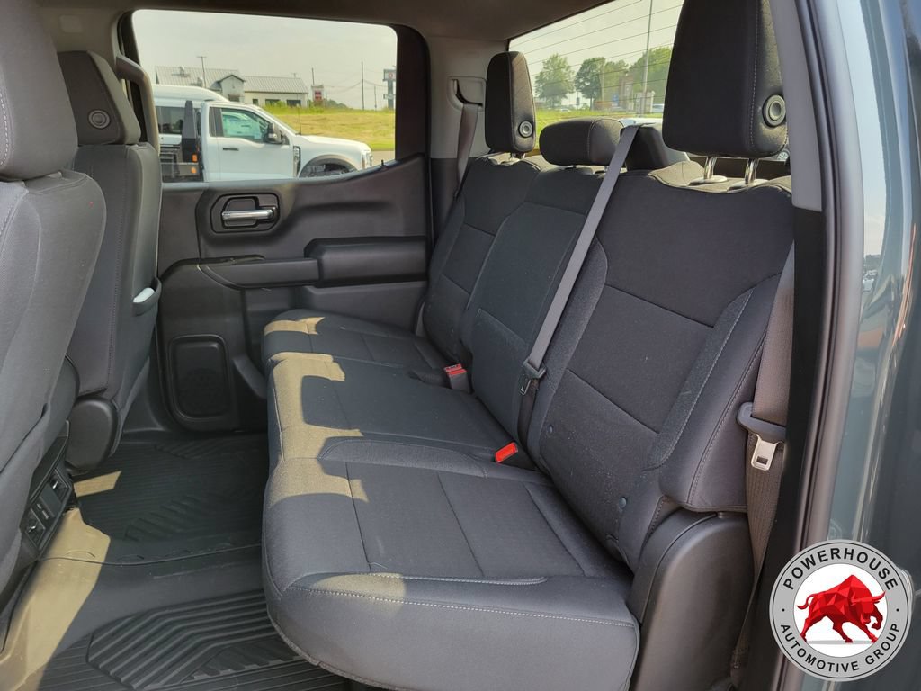 Used 2025 Chevrolet Silverado 1500 Custom Trail Boss w/ LPO, Dark Essentials Package AWD/4WD image 16