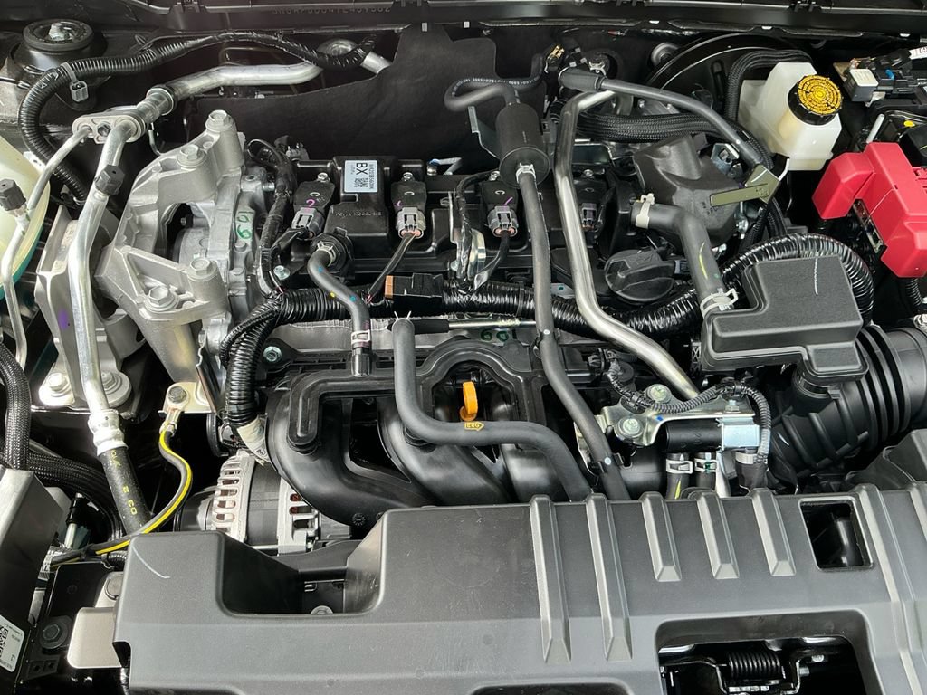 New 2026 Nissan Kicks SR w/ SR Premium Package AWD/4WD image 9