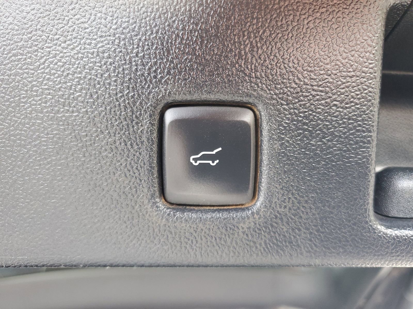 Used 2023 Ford Escape ST-Line image 30