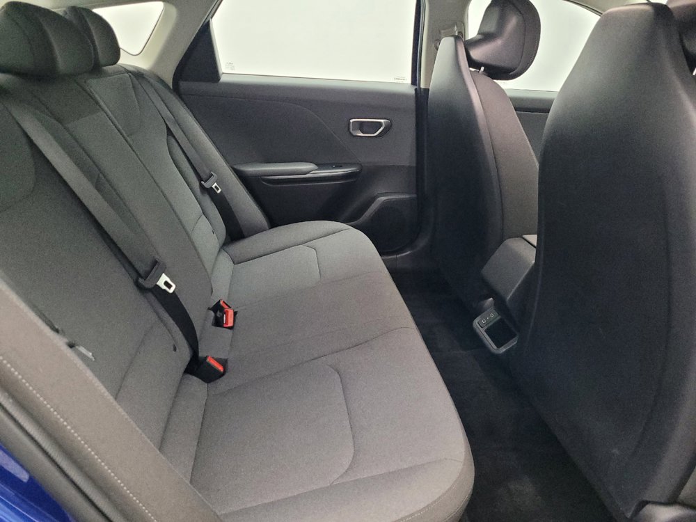 Used 2025 Kia K4 FWD image 19