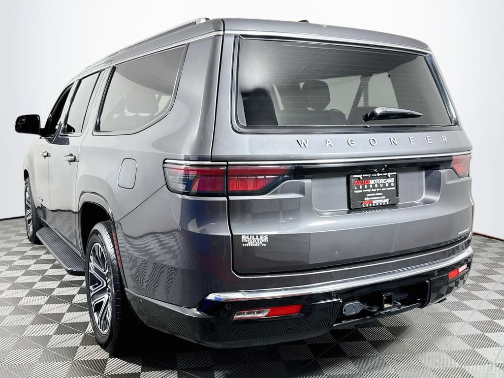 Used 2024 Jeep Wagoneer L Series II w/ Flexible Seating Group AWD/4WD image 5