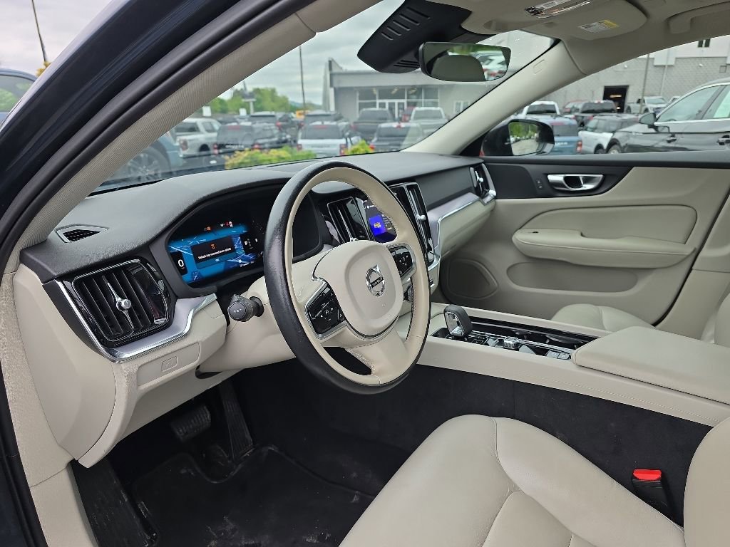 Used 2024 Volvo S60 B5 Core AWD/4WD image 14