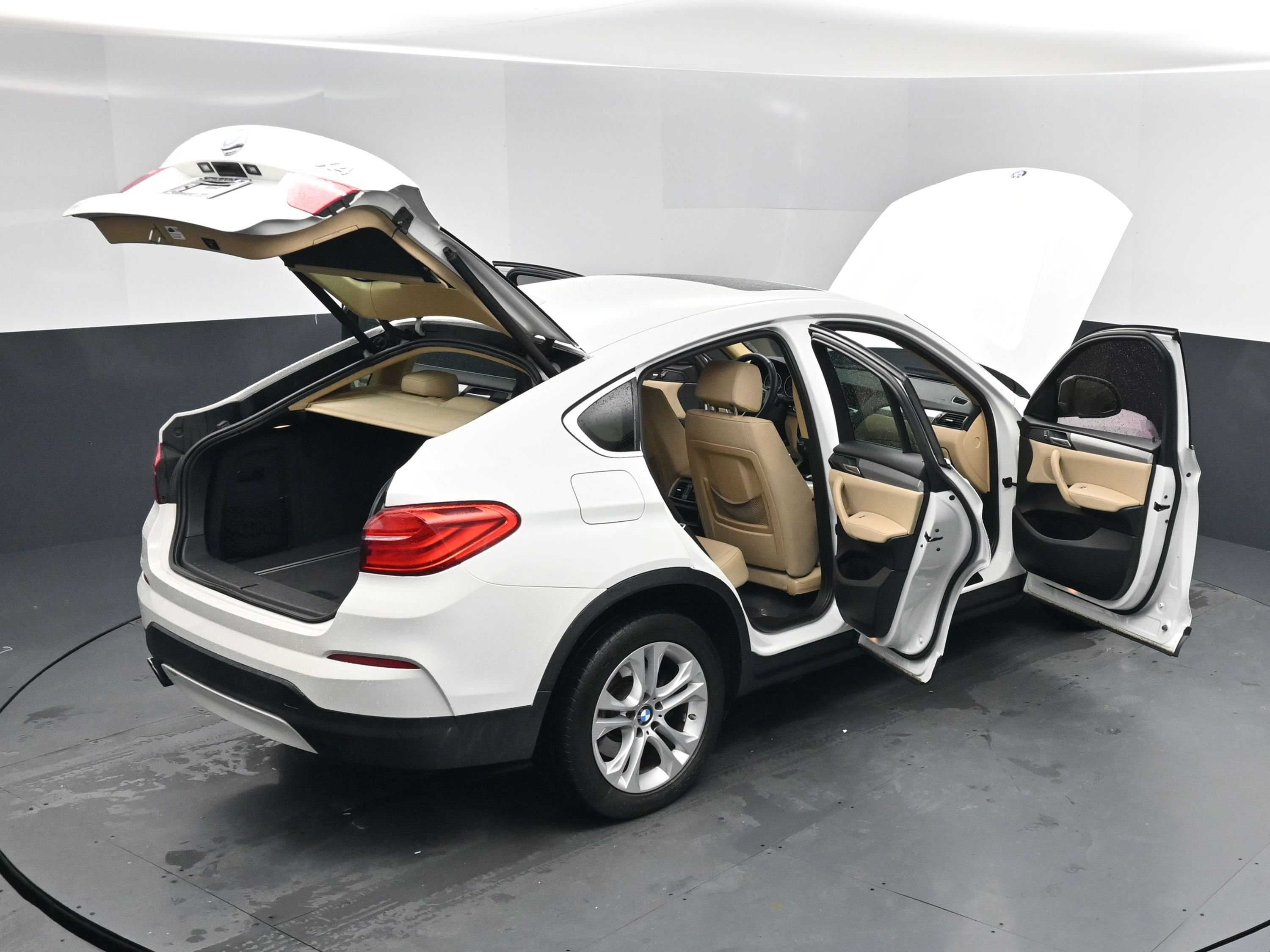 Used 2017 BMW X4 xDrive28i image 18