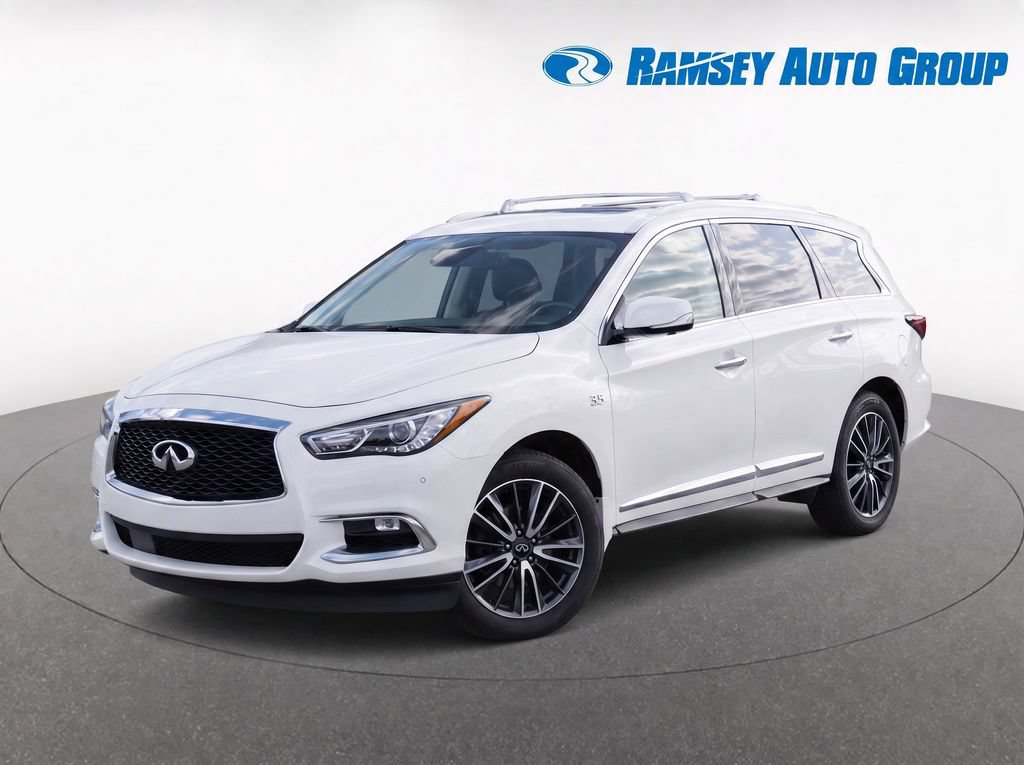 Used 2017 INFINITI QX60 Luxe w/ Deluxe Technology Package