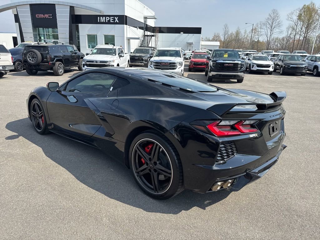 Used 2024 Chevrolet Corvette Stingray Preferred Cpe w/ Z51 Performance Package image 3