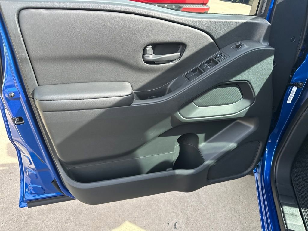 New 2026 Nissan Frontier SV w/ SV Convenience Package image 12