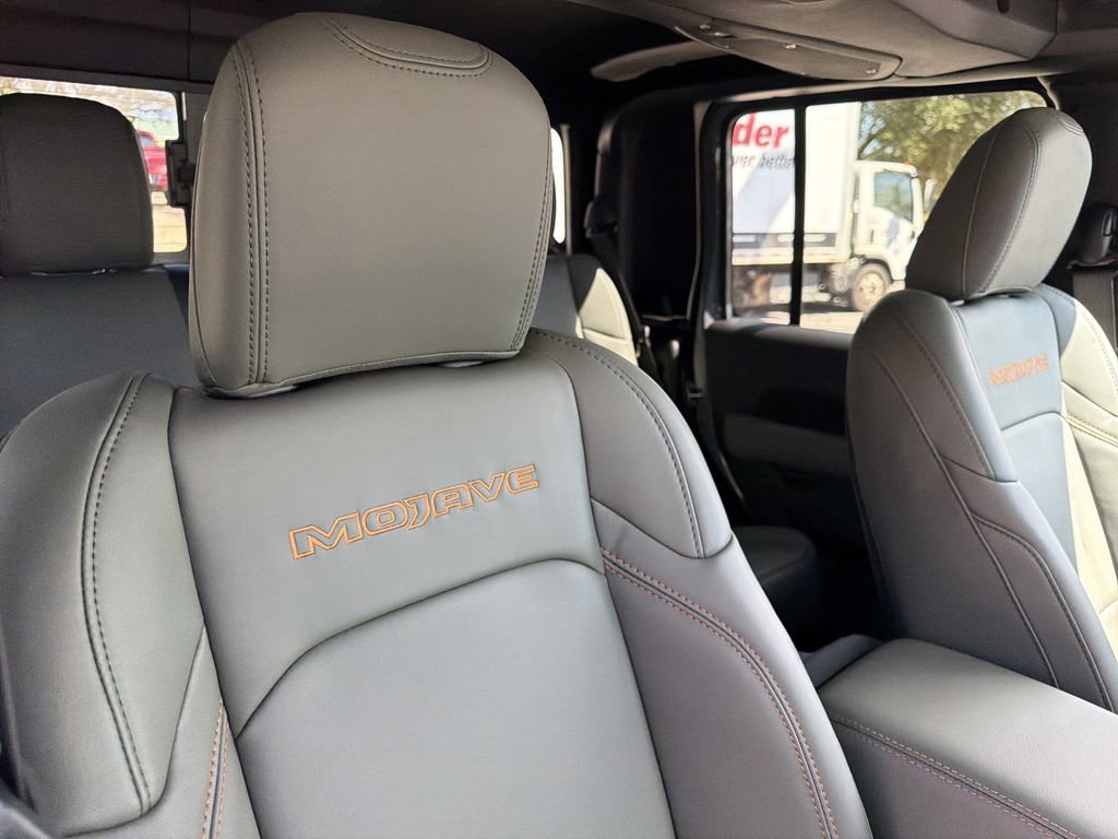 New 2026 Jeep Gladiator Mojave image 21