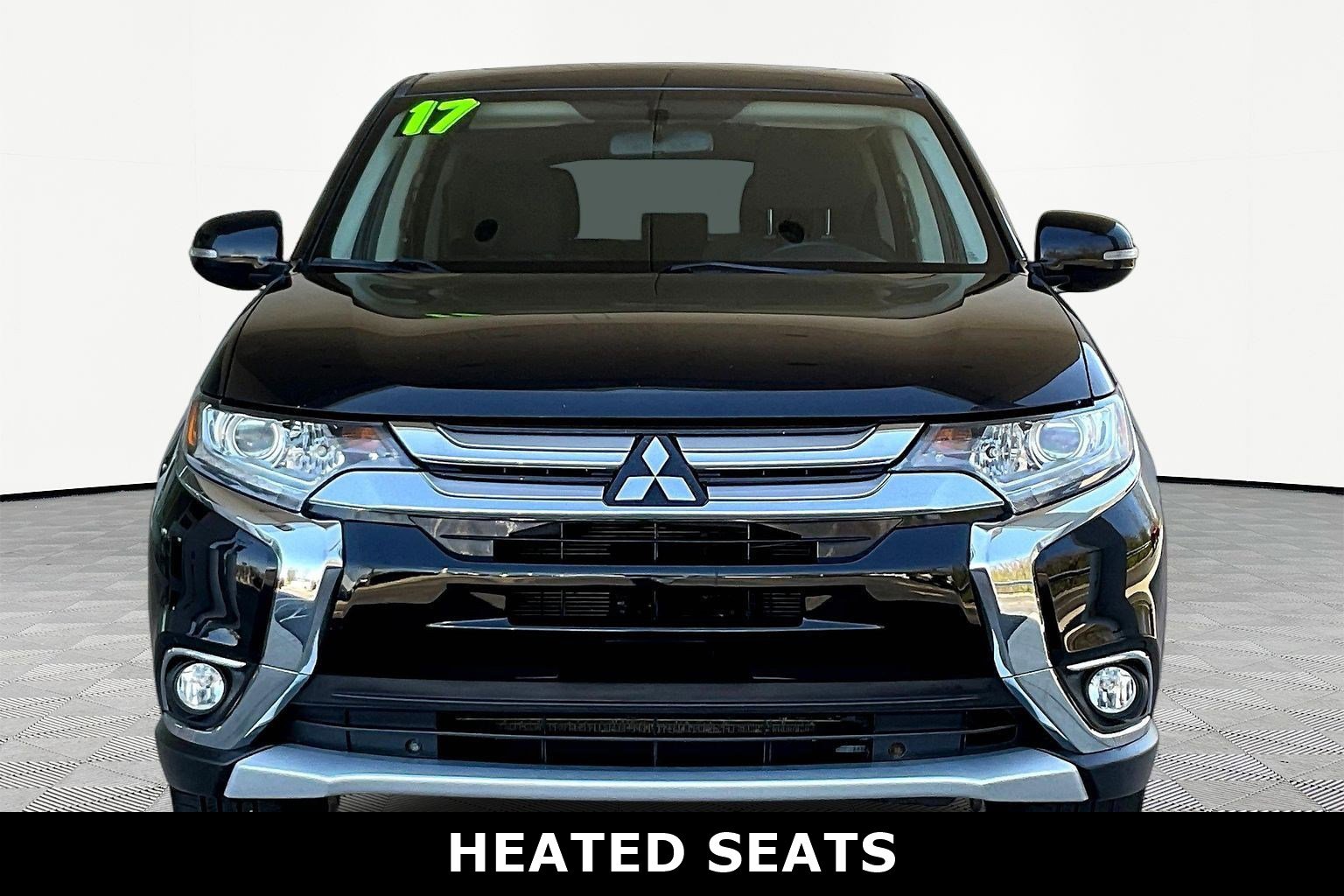 Used 2017 Mitsubishi Outlander SE AWD/4WD image 2
