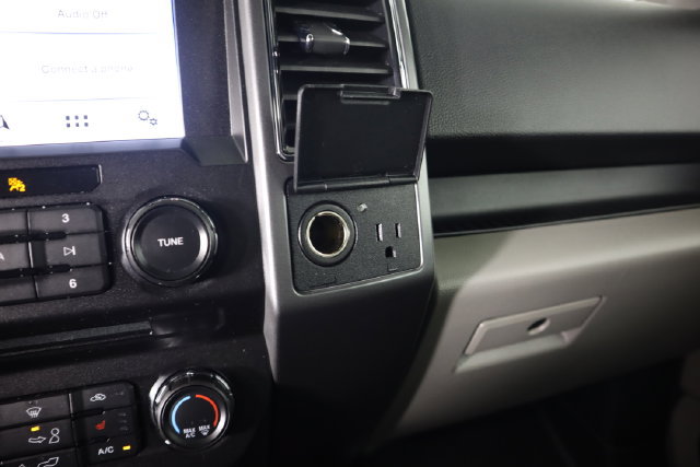 Used 2018 Ford F150 XLT w/ Equipment Group 302A Luxury AWD/4WD image 48