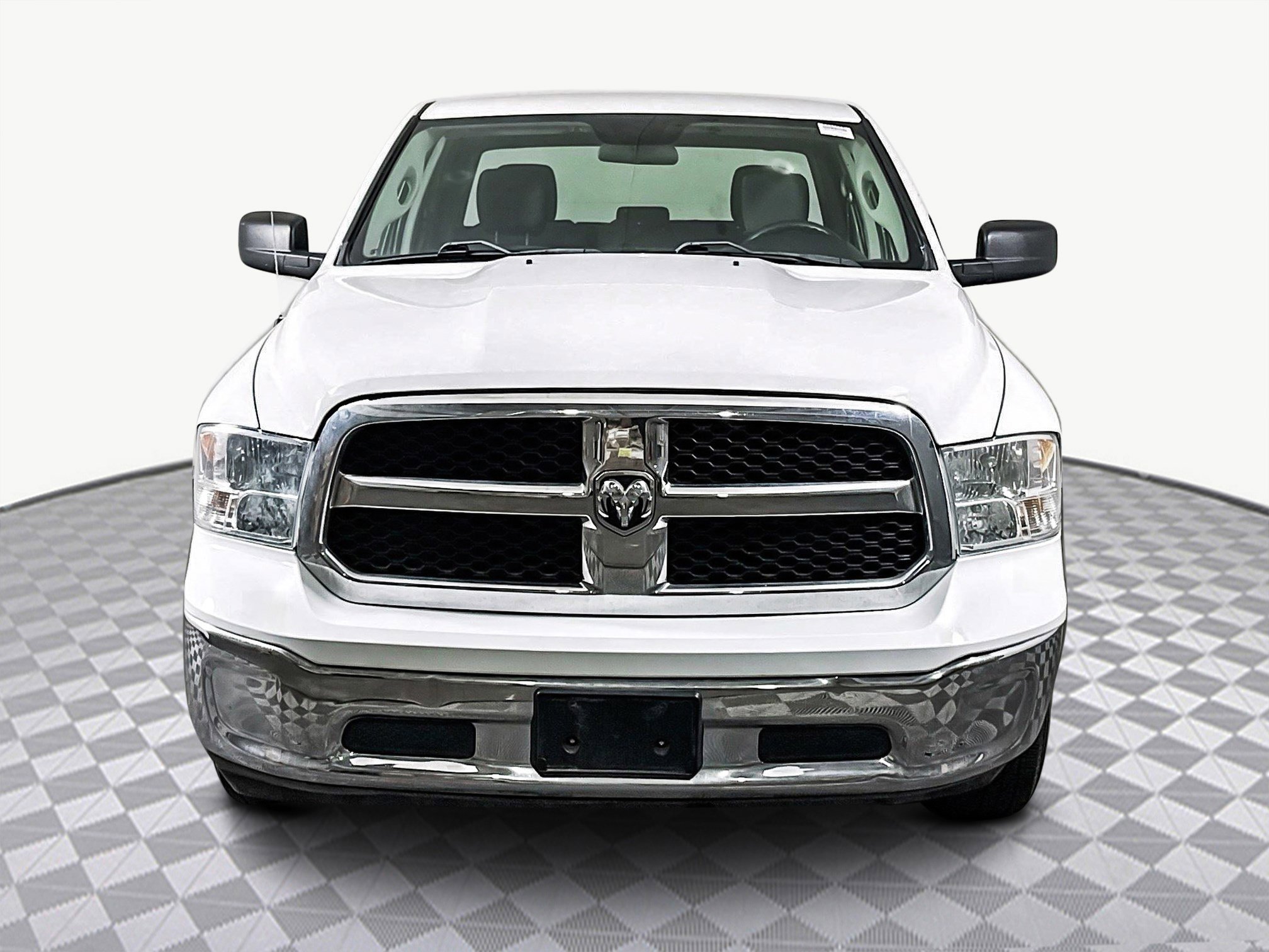 Used 2021 RAM 1500 Classic SLT image 2